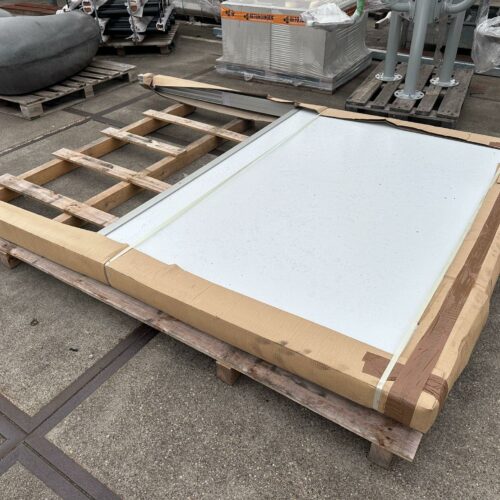 Vrijstaande informatieborden 48 Informatiebord voor buiten op fabrieksterrein Stadskanaal gereed voor montage